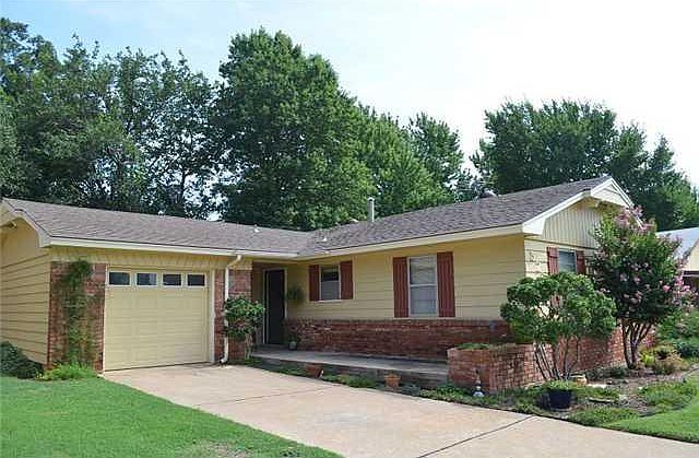 1st image of 523 SW 54th St