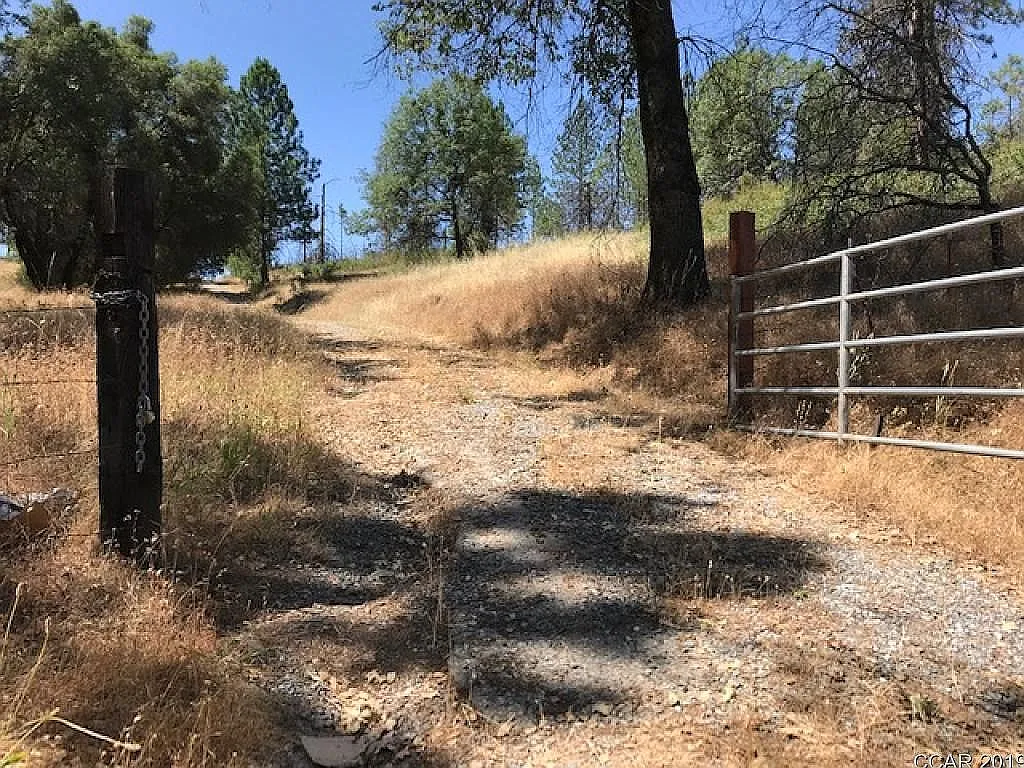 6190 Starlight Ln photo 1