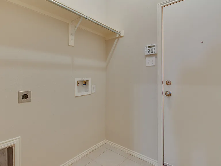 12524 Panorama Dr — Photo 20