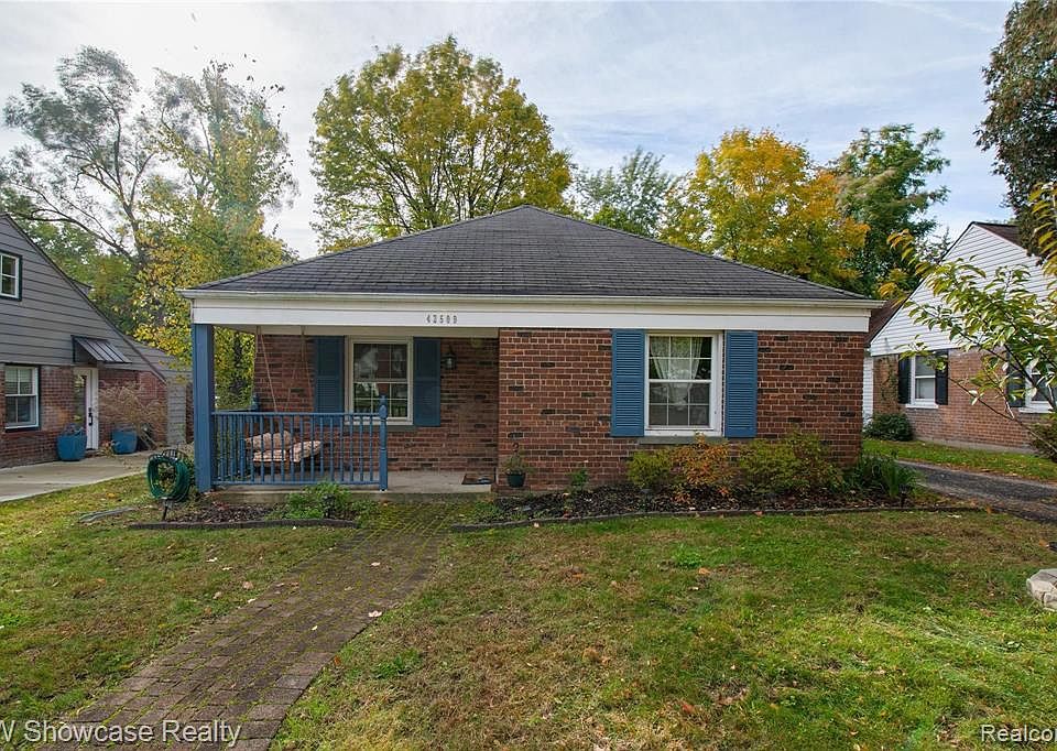 42509 Lakeland Ct, Plymouth, MI 48170 Zillow