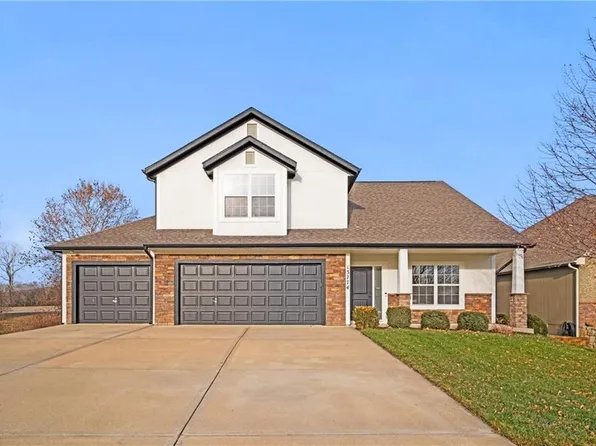 13774 Valleyview Way, Bonner Springs, KS 66012
