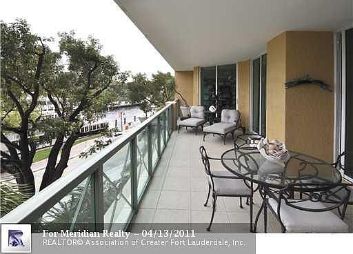 5th image of 411 N New River Dr E APT 302