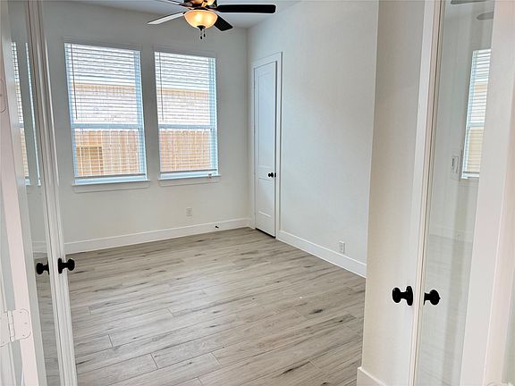 5th image of 2235 Cold Stream Ln