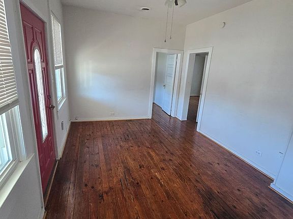 4th image of 609 N 6th Ave