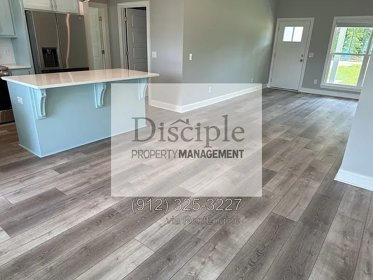 79 Ennis Rd — Photo 14