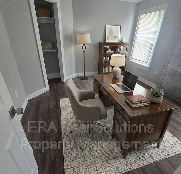 207 Belvidere Ave — Photo 3