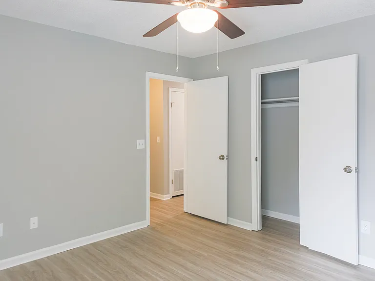 607 Scott St — Photo 28