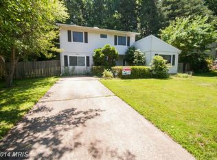 9050 Andromeda Dr, Burke, VA 22015