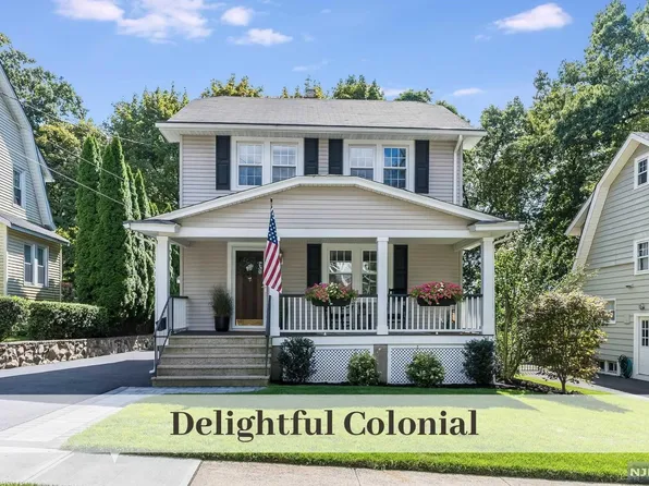 50 Payne Ave, Midland Park, NJ 07432