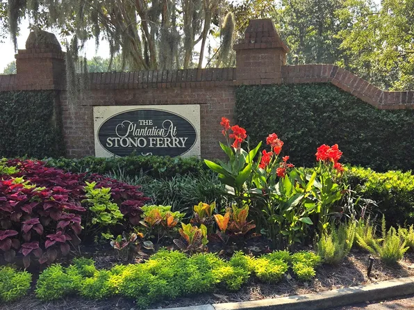 6231 Woodsedge Ct, Hollywood, SC 29449
