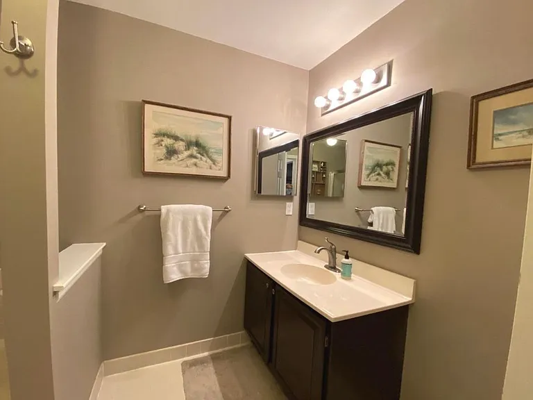 15 Andover Pl — Photo 4