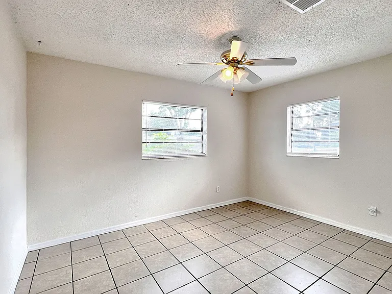120 3rd Jpv St — Photo 17