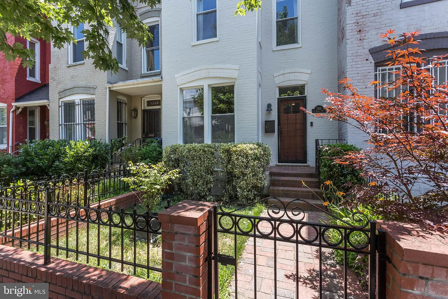 1241 I St NE photo 1