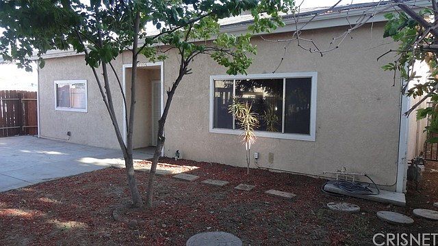 1st image of 22014 Cantlay St