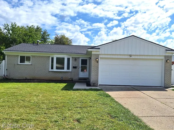 32073 Bruce St, Romulus, MI 48174