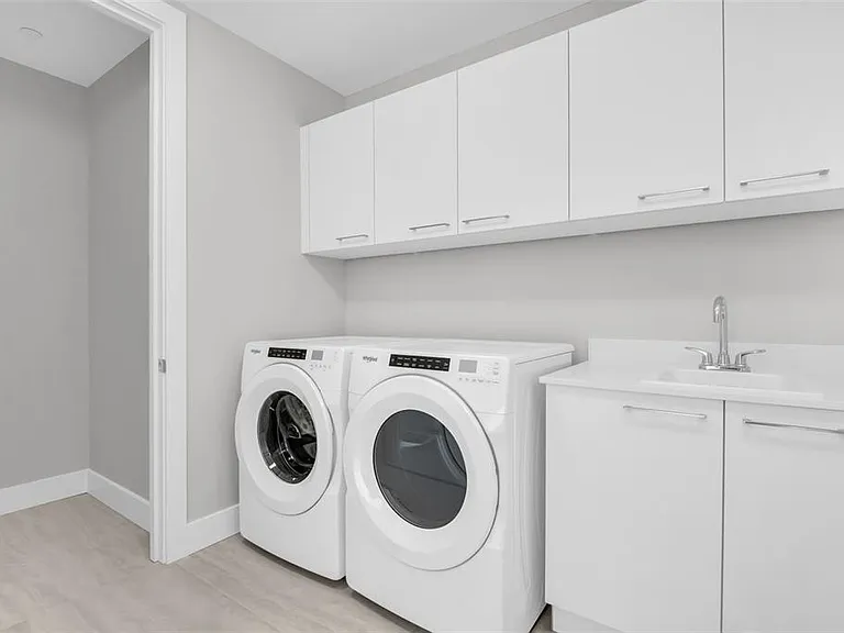 275 1st Ave S #2807 — Photo 4