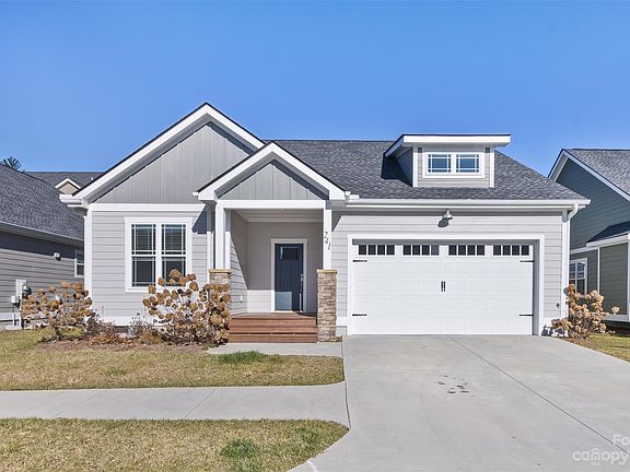 2nd image of 241 Leyland Cir