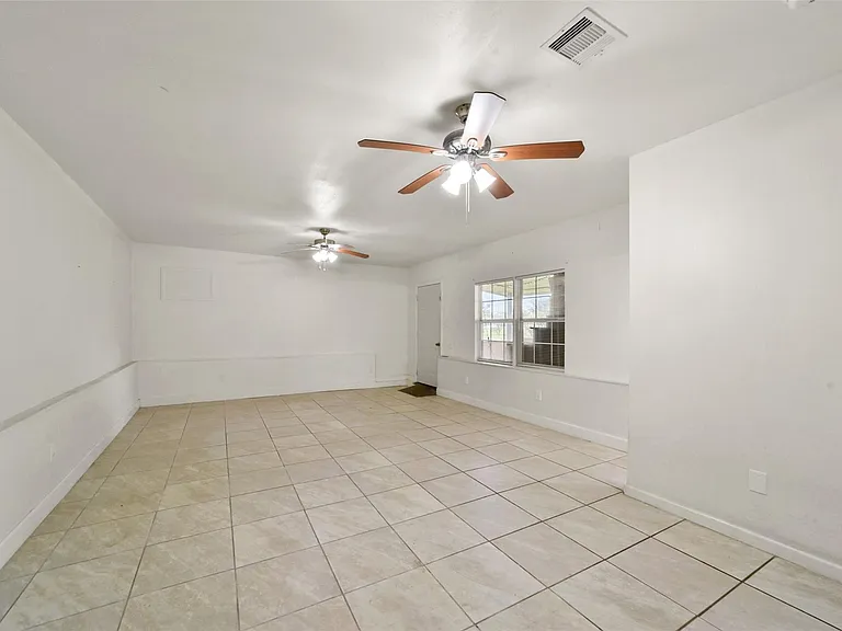 214 Schilling St — Photo 20