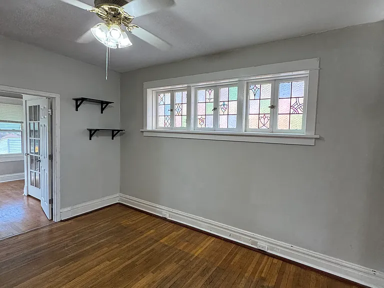 4400 Taft Ave — Photo 5