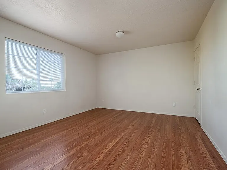 ZIA Townhomes — Photo 12