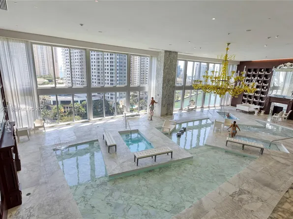 475 Brickell Ave, Miami, FL