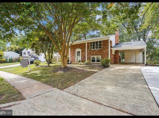 13516 Carmel Ln, Chantilly, VA 20151