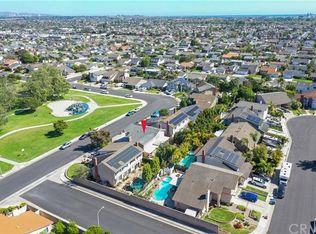 19691 Topeka Ln, Huntington Beach, CA 92646