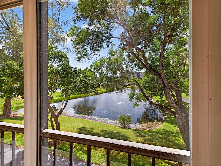 14375 Strathmore Ln #303 — Photo 35