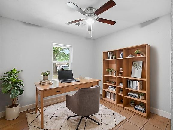 4th image of 7538 Bywood St