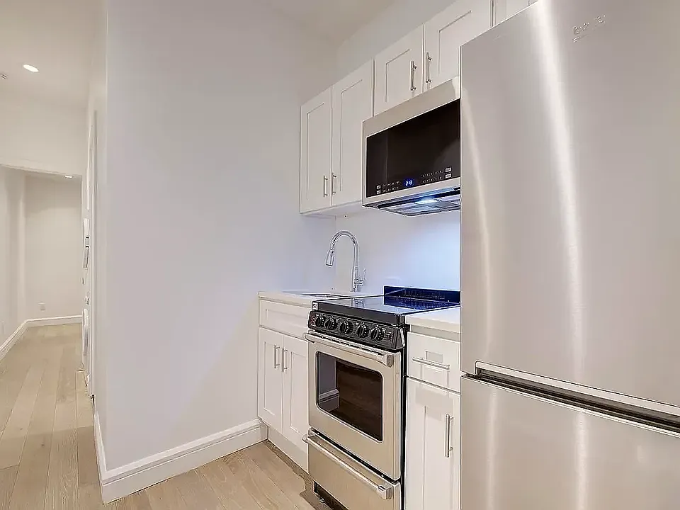 138 Ludlow St #20A