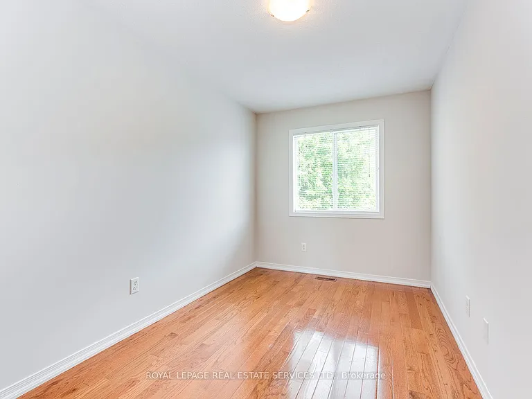 1835 McCoy Ave — Photo 24