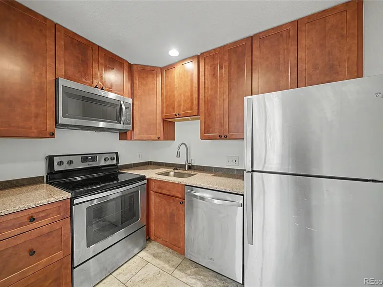 3520 Arthur Ct #2 — Photo 3