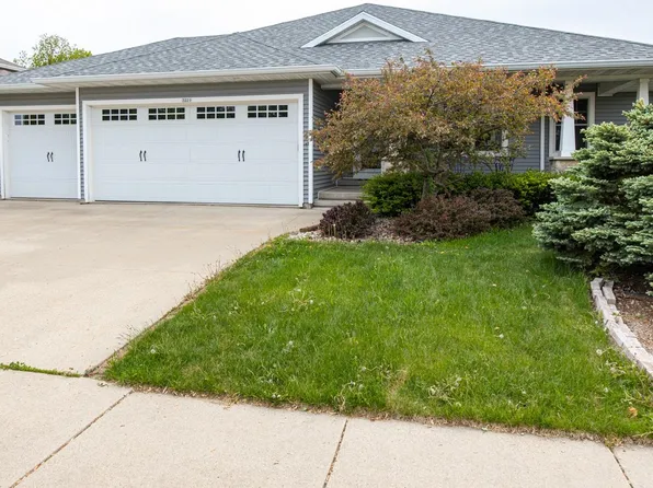 3221 Mockingbird Way, Oshkosh, WI 54904