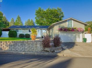 3033 Monterey Dr, Roseburg, OR 97470