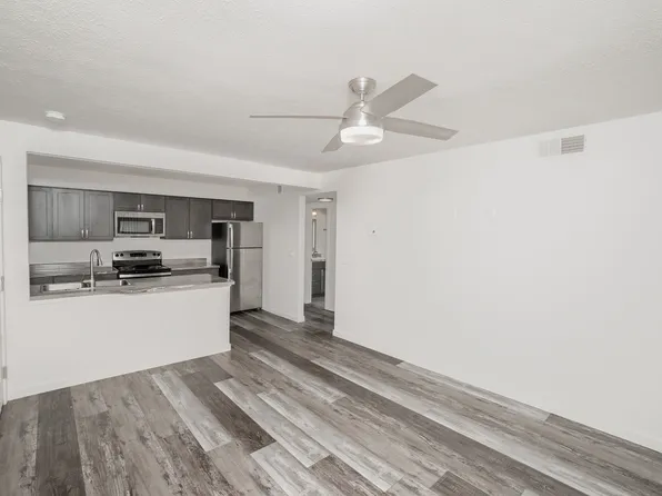 El Chaparral Apartments
