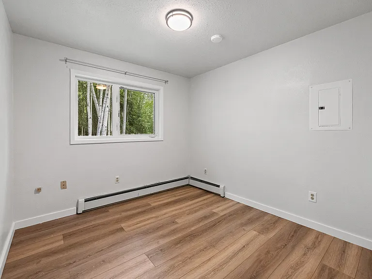 2228 Independence Cir E — Photo 11
