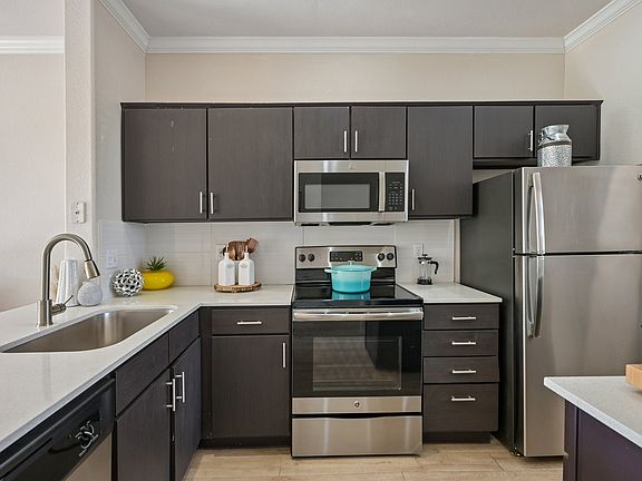 The Highland Apartments in Phoenix, Arizona