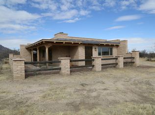 960 N Slope Along Way, Cochise, AZ 85606