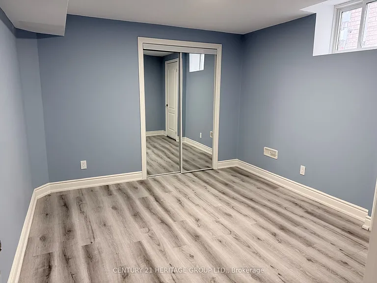 118 Sunridge St — Photo 12
