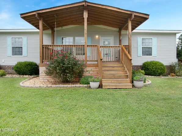 203 Daewoo Court, Beulaville, NC 28518