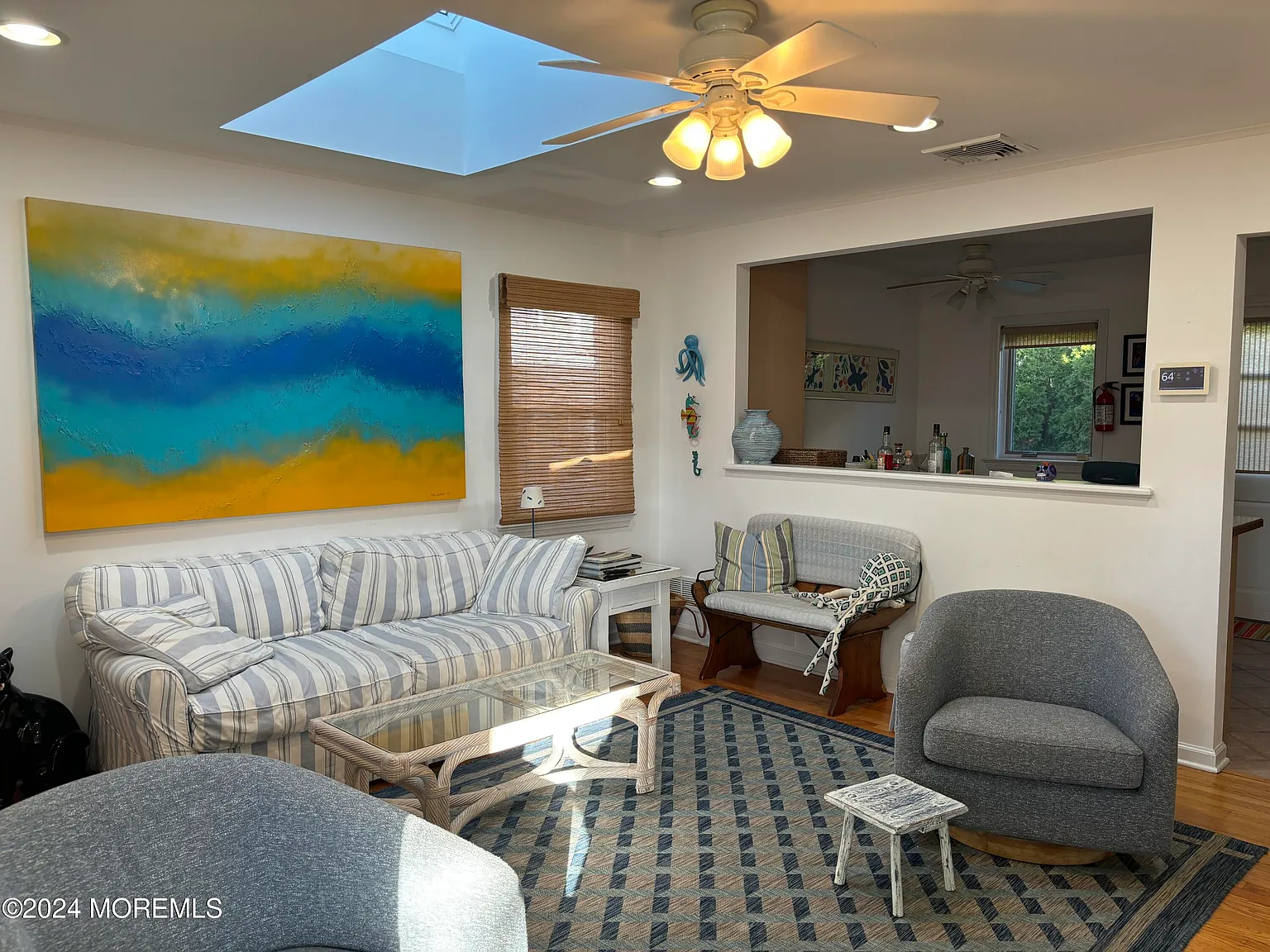 2 bed, 1.5 bath, 936 sqft, $2,400 — Photo 3