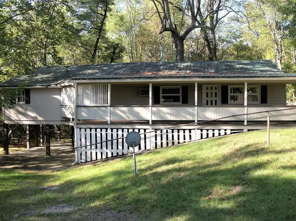 173 Stuckeysville Rd, Manns Choice, PA 15550