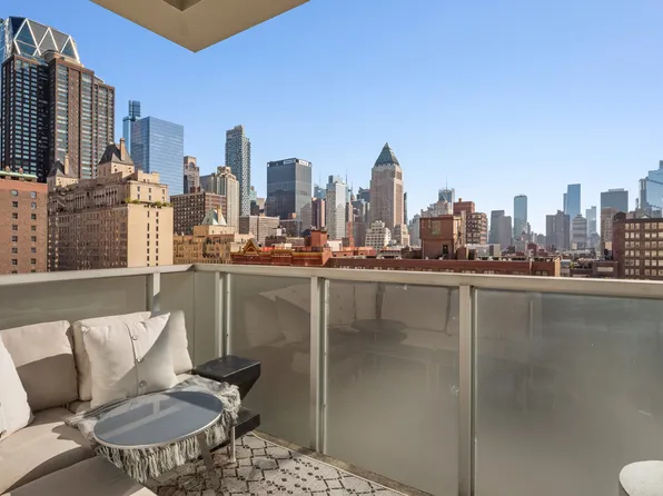 426 West 58th Street image 8 of 21