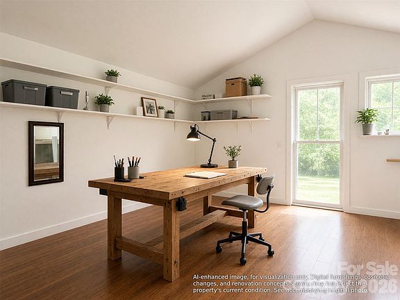 4th image of 105 Chestnut Hill Rd