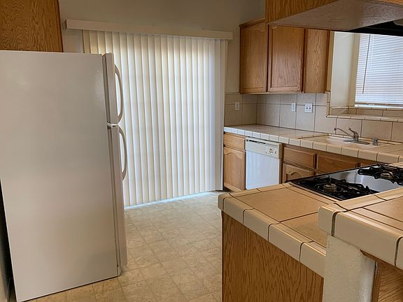 4th image of 748-760 Jana Way #760C