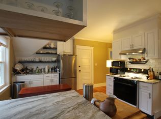 44 Huxley Ave #3RD, Providence, RI 02908