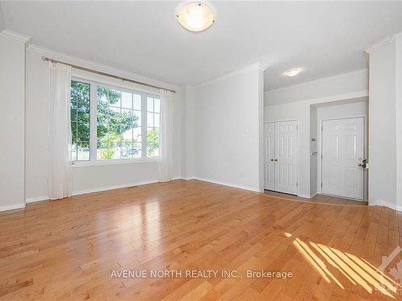 5th image of 2370 Le Ruisseau Cir