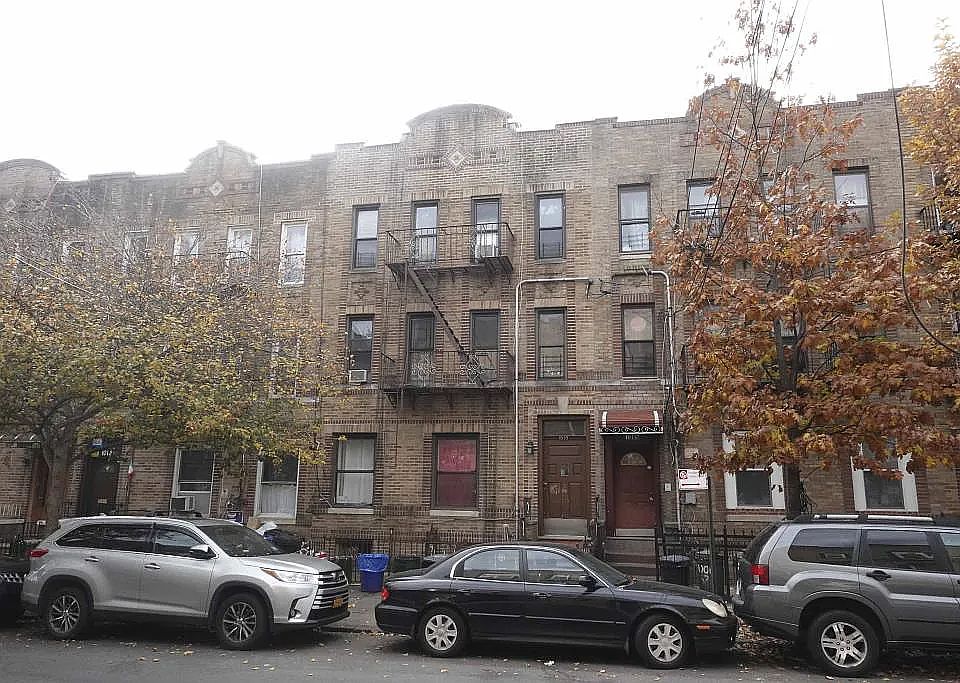 1st image of 1010 57th St #6