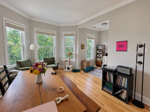 3441 N Seeley Ave #2, Chicago, IL 60618