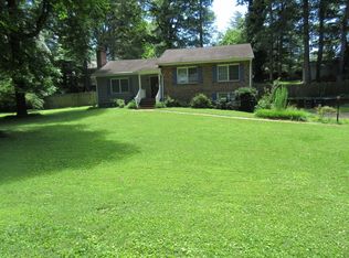 408 Wake Dr, Winston Salem, NC 27106